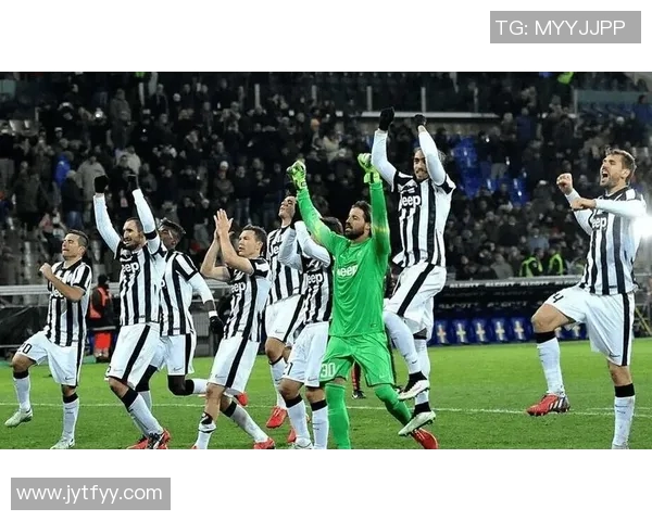 AC米兰主场迎战帕尔马争夺意甲荣耀双方球员状态分析与比赛预测 AC米兰主场迎战帕尔马争夺意甲荣耀双方球员状态分析与比赛预测